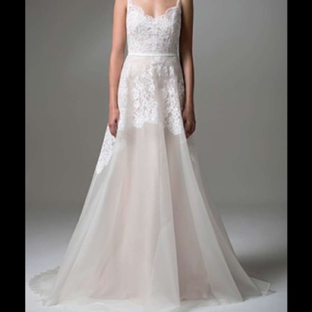Anais Anette Amalie wedding dress - size 2